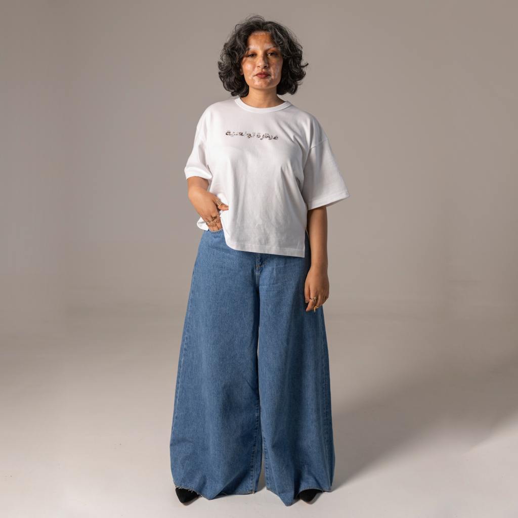 T-shirt oversized femme manches courtes avec fentes فولارة تونسية