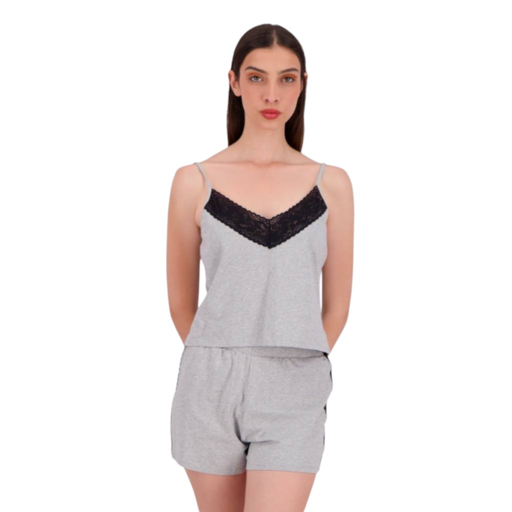 Ensemble femme bretelle et short avec dentelle fine