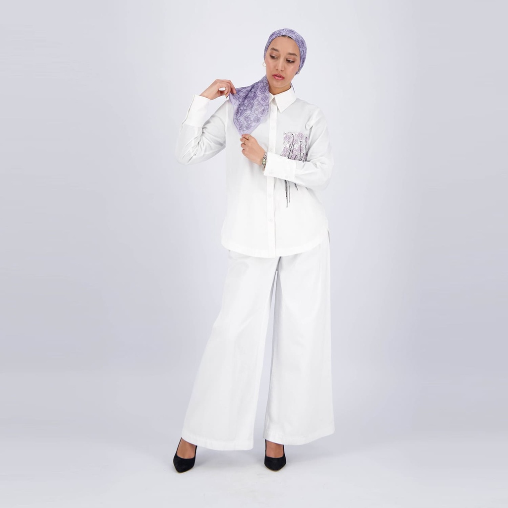 Chemise femme avec poche plaquée en chaine & trame