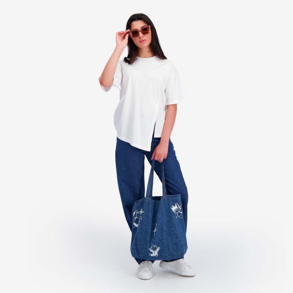 T-shirt oversized  femme avec découpe