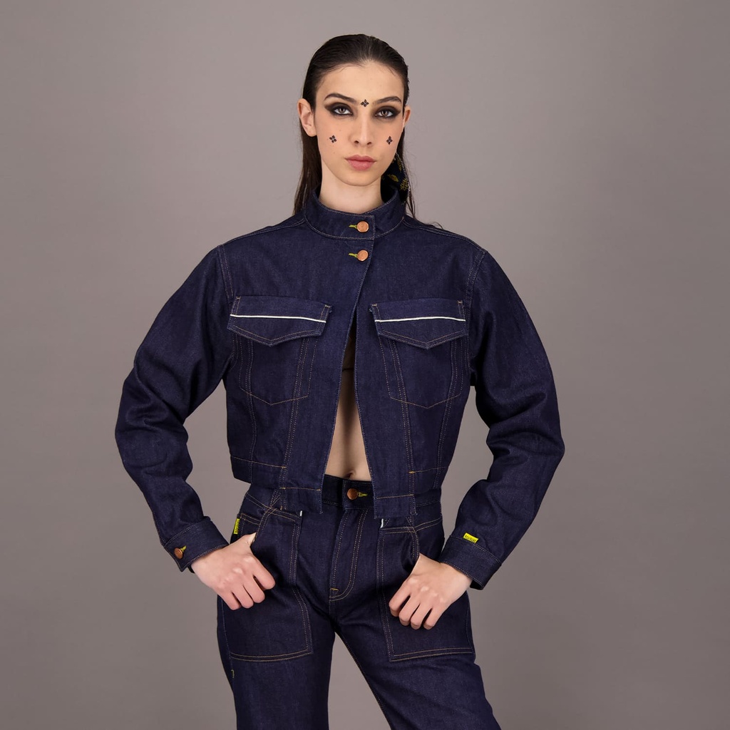 Cropped jacket unisexe selvedge avec fermeture décalée en jeans Selvedge And Raw Look - TUNIS FASHION WEEK 2024