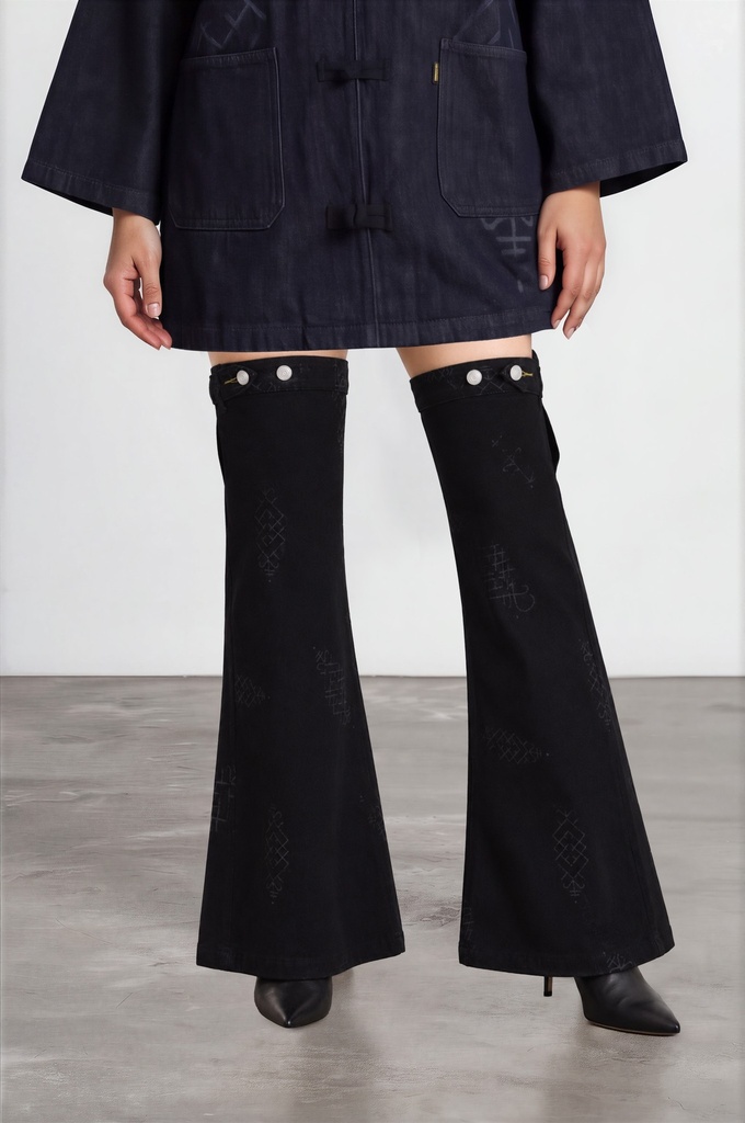 Jambières unisexe en jeans IMPRIME BERBERE HEAVY PRINT AND LASER - TUNIS FASHION WEEK 2024